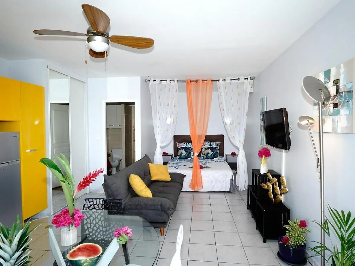 Appartement Vue Mer Situe Aux Trois-Ilets, Martinique Les Trois-Ilets